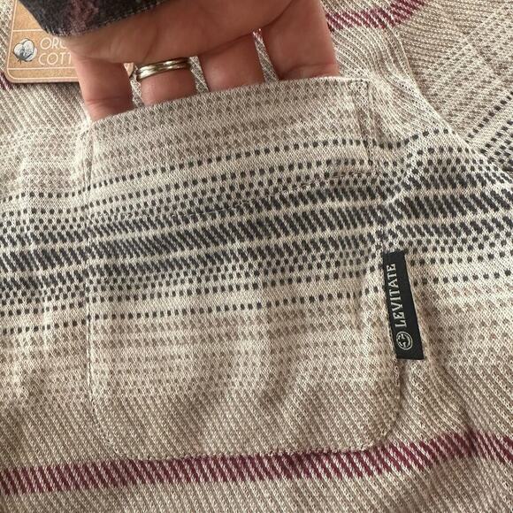 NWT Levitate 100% Organic Cotton Button Down, $98MRSP, Women's Small. - Picture 3 of 10